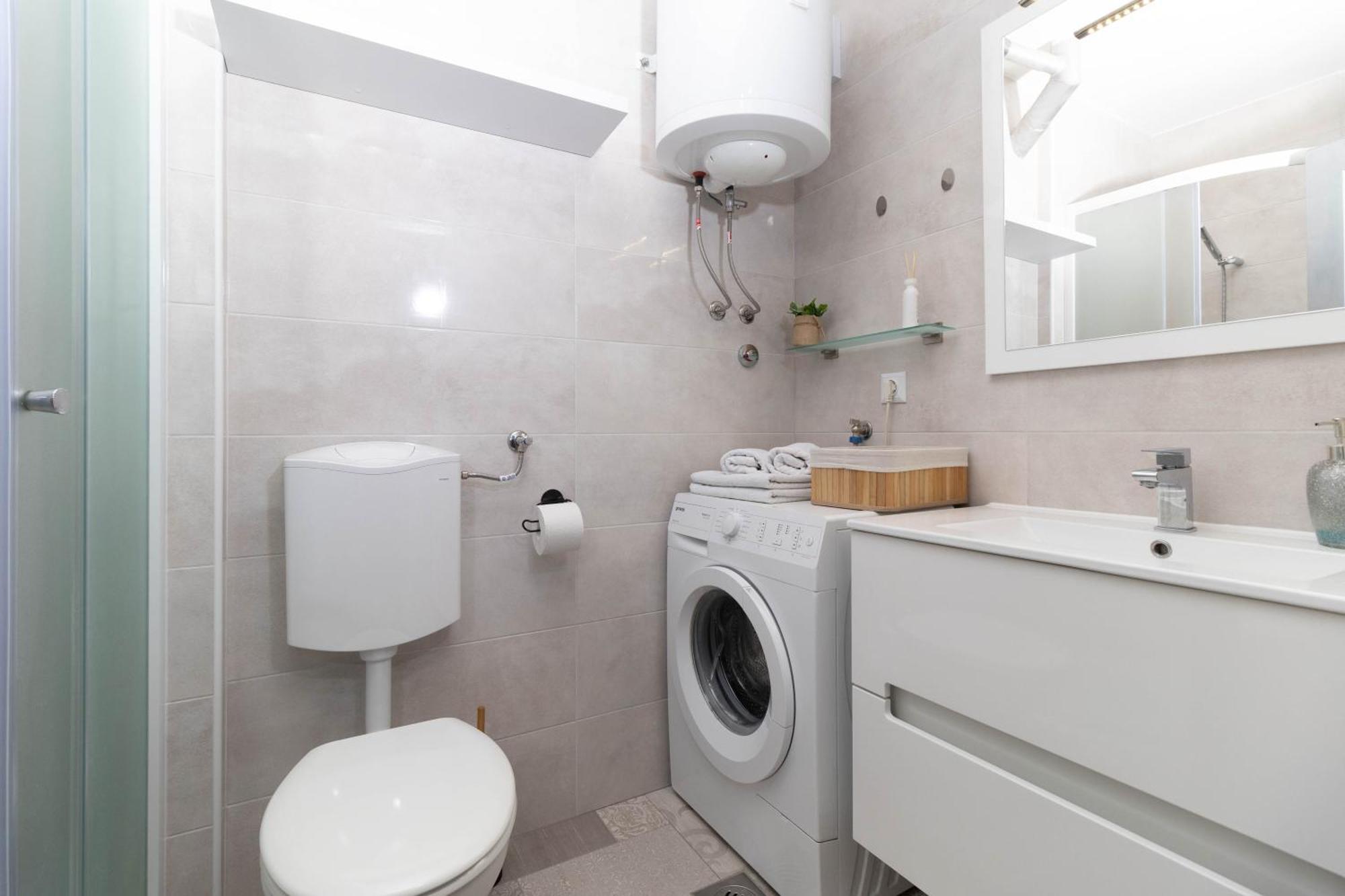 Apartman Ante Vinkovci Buitenkant foto